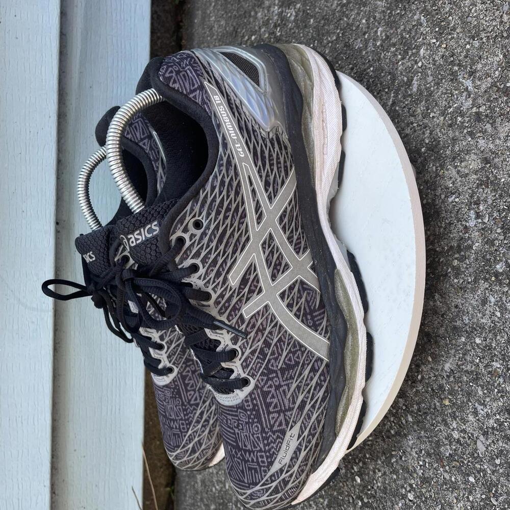 Asics Gel Nimbus 18 Gray Sneakers